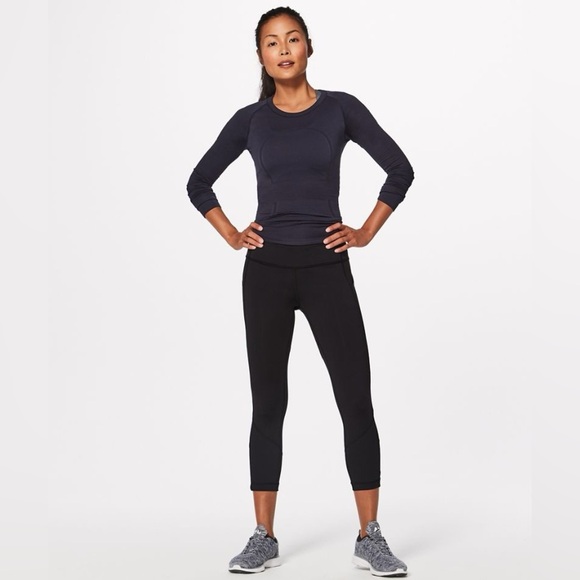 Lululemon Pace Rival Crop 22" size 4 low rise - Picture 2 of 11